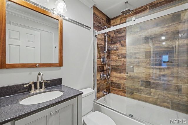 1 Bluegrass Lane, St Peters, MO 63376