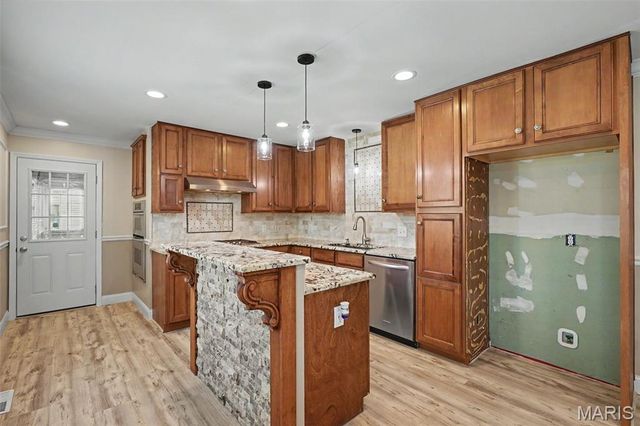 1 Bluegrass Lane, St Peters, MO 63376