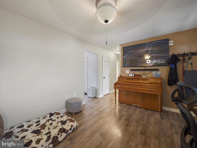 319 DINALI DR, Martinsburg, WV 25403
