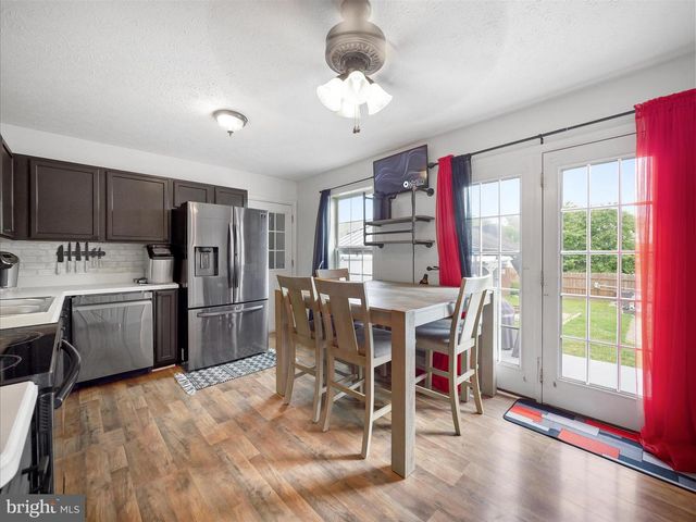 319 DINALI DR, Martinsburg, WV 25403
