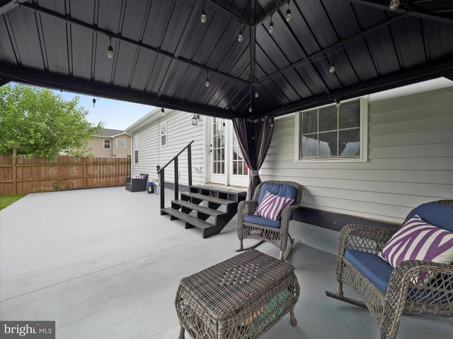 319 DINALI DR, Martinsburg, WV 25403
