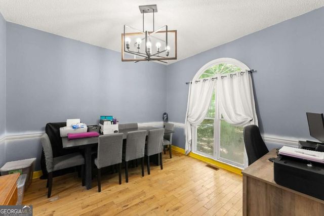6055 Rolling Oaks Lane, Cumming, GA 30040