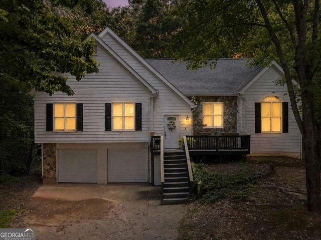 6055 Rolling Oaks Lane, Cumming, GA 30040