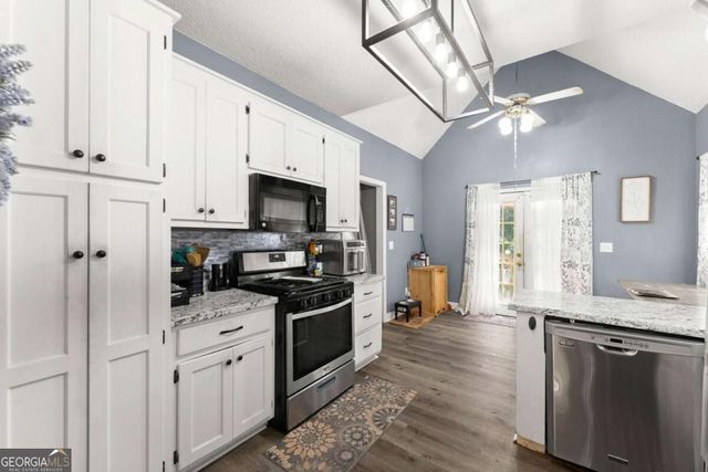 6055 Rolling Oaks Lane, Cumming, GA 30040