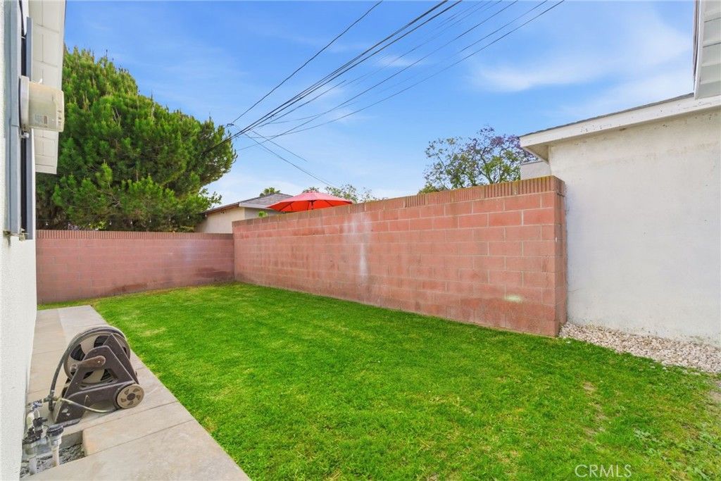 Image 25 of property listing at 3516 Roxanne Avenue, Long Beach, CA 90808