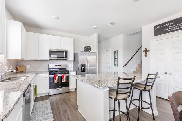 16655 Olivewood Lane, Conroe, TX 77302