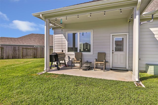 16655 Olivewood Lane, Conroe, TX 77302