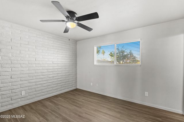 8415 E Calexico Street, Tucson, AZ 85730