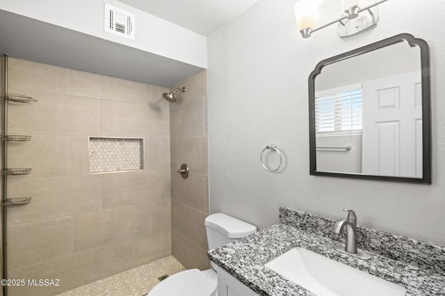 8415 E Calexico Street, Tucson, AZ 85730