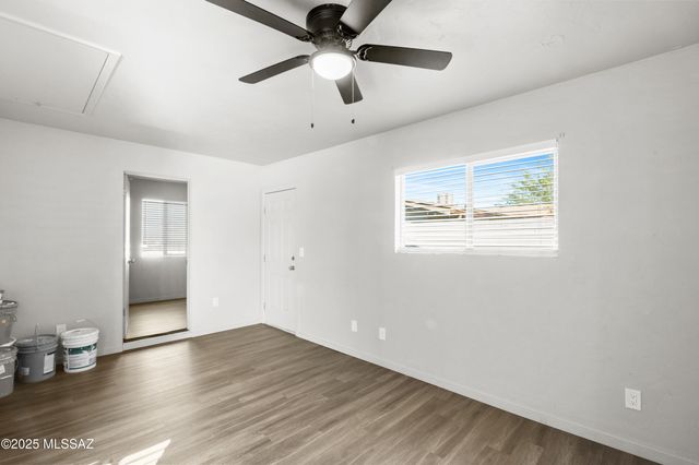 8415 E Calexico Street, Tucson, AZ 85730