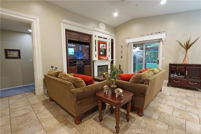 328 Manzanita Court, Ontario, CA 91762