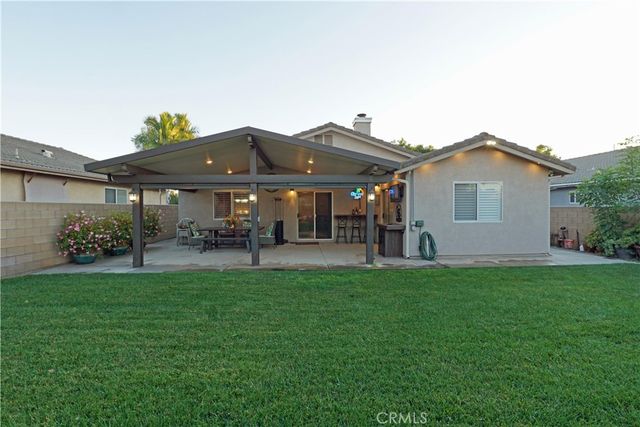 328 Manzanita Court, Ontario, CA 91762