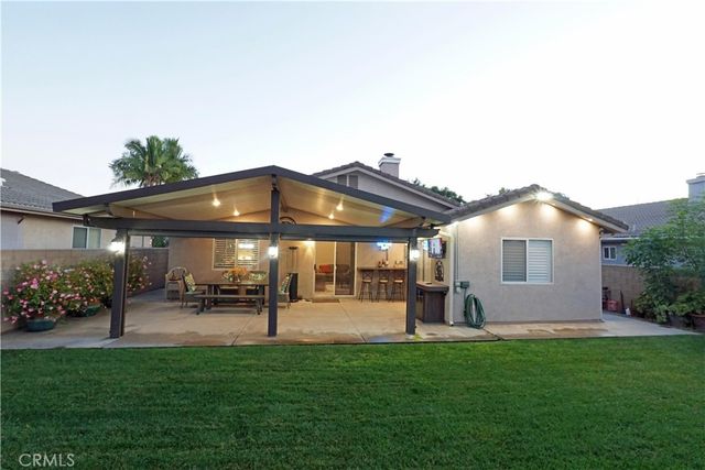 328 Manzanita Court, Ontario, CA 91762