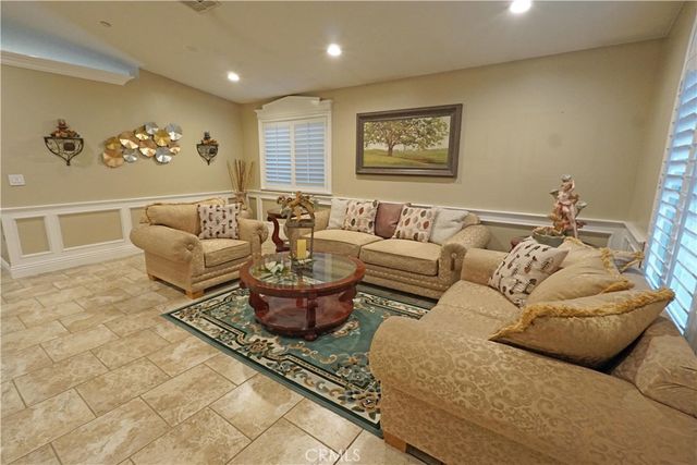 328 Manzanita Court, Ontario, CA 91762