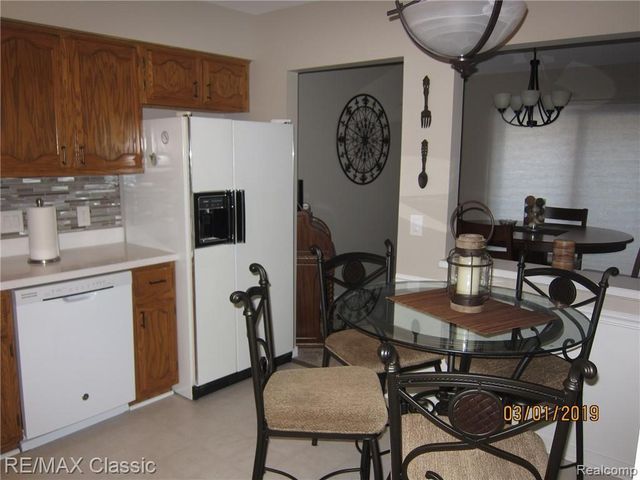 669 Camden Court 194, Rochester Hills, MI 48307