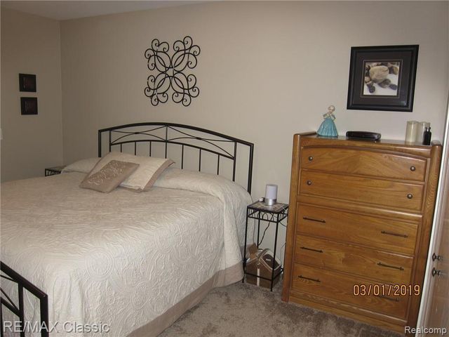 669 Camden Court 194, Rochester Hills, MI 48307