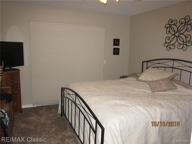 669 Camden Court 194, Rochester Hills, MI 48307