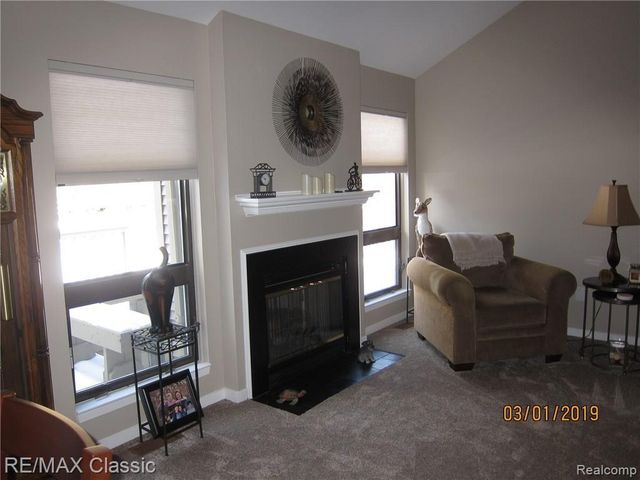 669 Camden Court 194, Rochester Hills, MI 48307