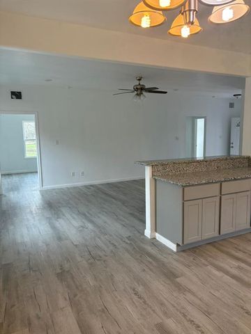 1139 Baja Road, Montgomery, TX 77356