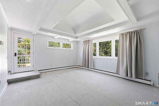 122 Overbrook Road, West Hartford, CT 06107