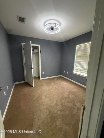 2201 Irma Circle, Ocean Springs, MS 39564