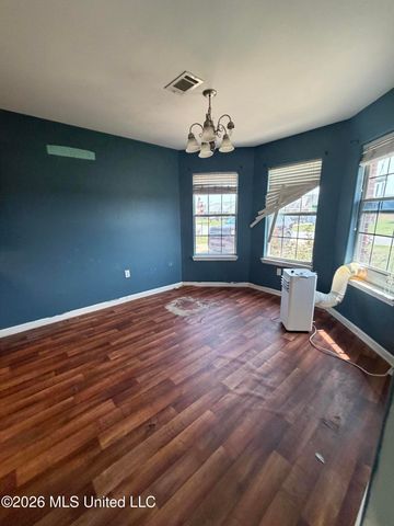 2201 Irma Circle, Ocean Springs, MS 39564