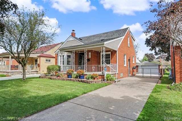 15606 Hanover Avenue, Allen Park, MI 48101