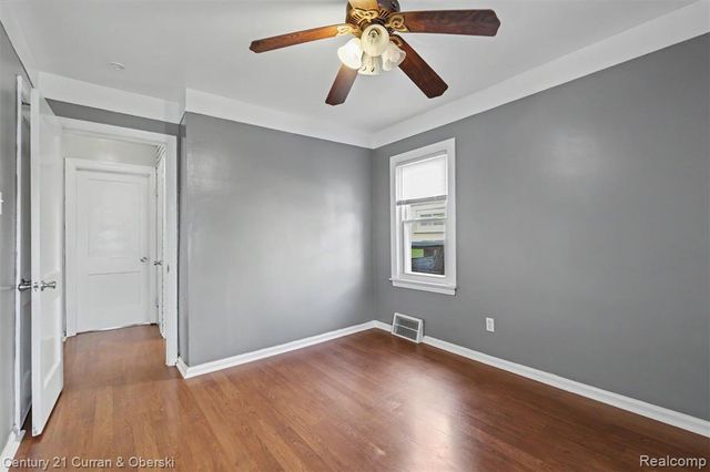 15606 Hanover Avenue, Allen Park, MI 48101