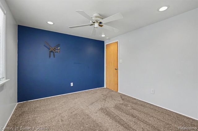 15606 Hanover Avenue, Allen Park, MI 48101