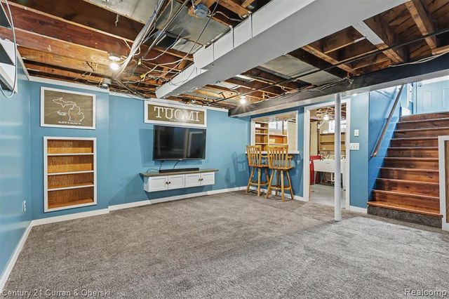 15606 Hanover Avenue, Allen Park, MI 48101