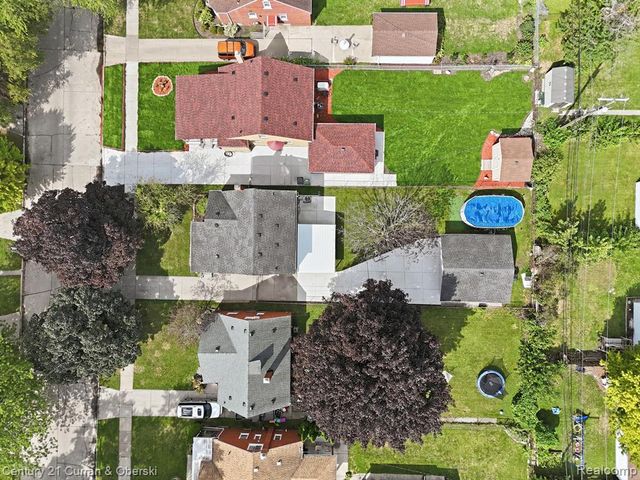 15606 Hanover Avenue, Allen Park, MI 48101