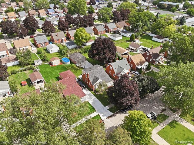 15606 Hanover Avenue, Allen Park, MI 48101