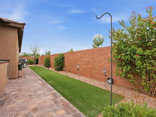 9110 High Jordan Court, Las Vegas, NV 89139