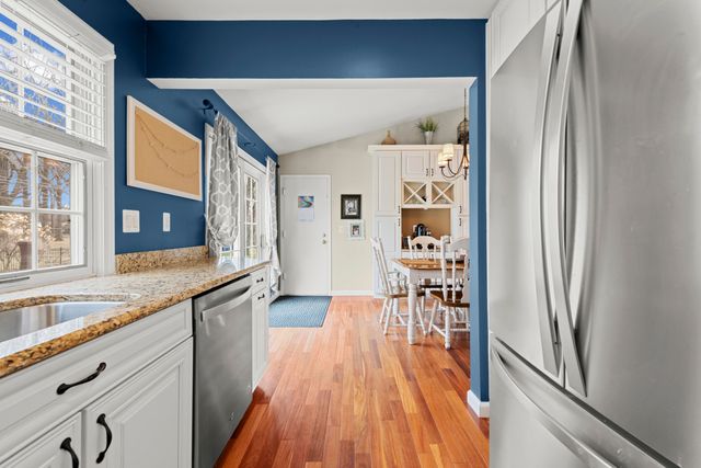 14446 Gary Lane, Livonia City, MI 48154