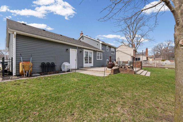 14446 Gary Lane, Livonia City, MI 48154