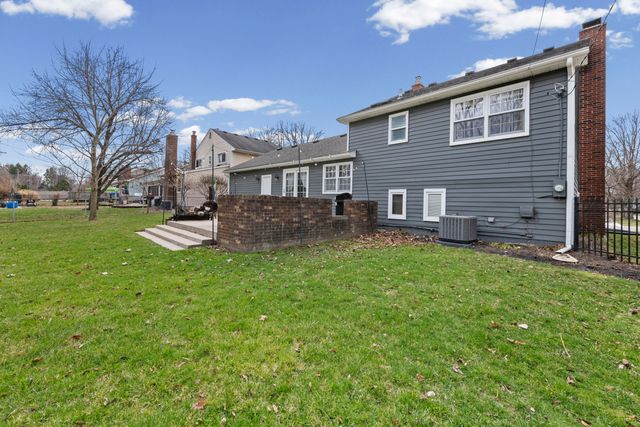 14446 Gary Lane, Livonia City, MI 48154