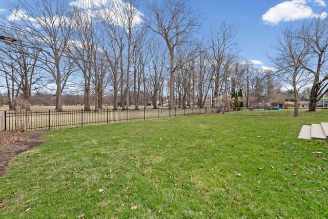 14446 Gary Lane, Livonia City, MI 48154