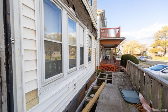 7505 Prairie Street, Detroit, MI 48210