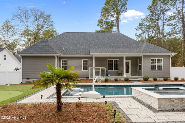 40 Saint Andrews Drive, Pinehurst, NC 28374