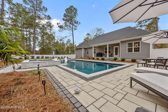 40 Saint Andrews Drive, Pinehurst, NC 28374