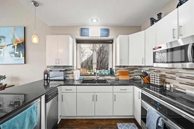 12204 Sagamore Road, Leawood, KS 66209