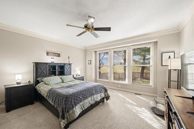 12204 Sagamore Road, Leawood, KS 66209