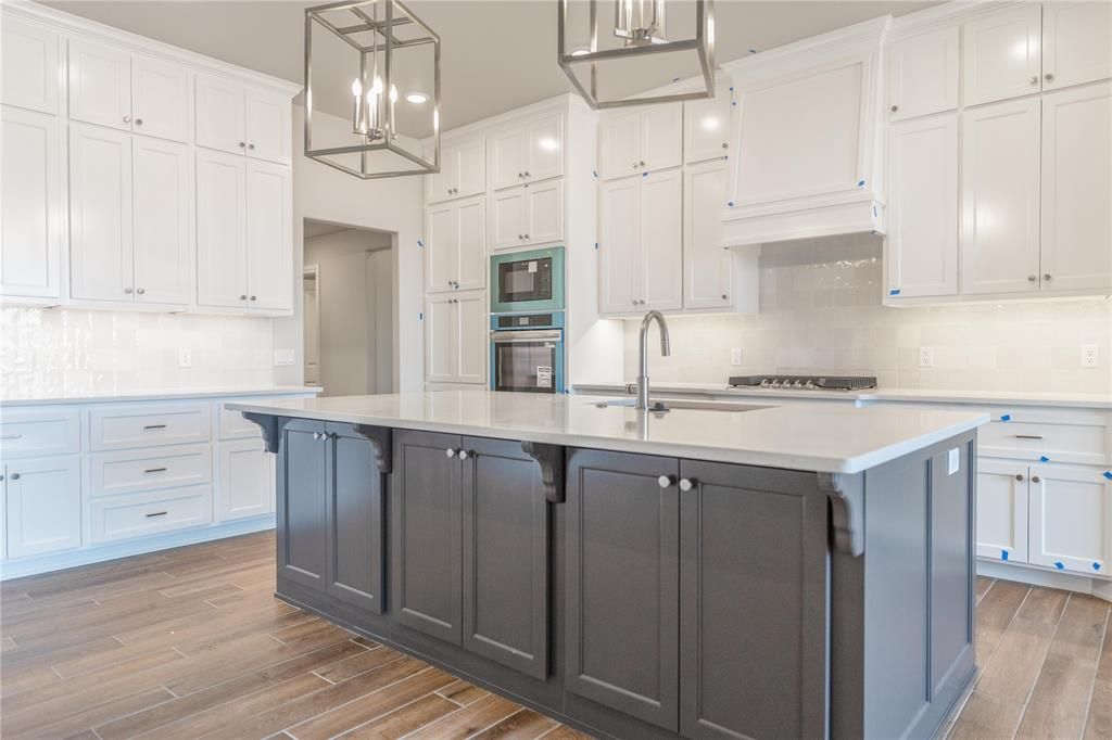 3033 Arbor Hill Drive, Edmond, OK 73034