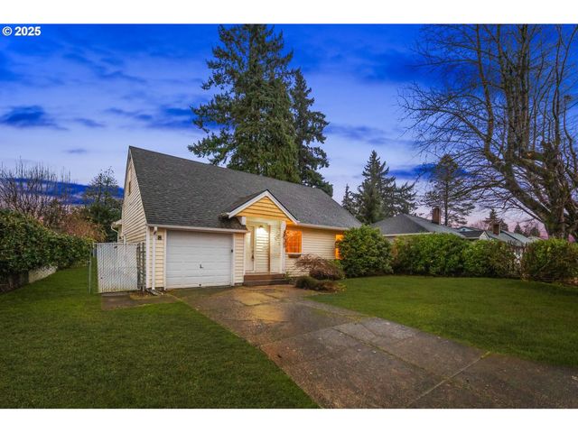 108 Ne WHITNEY St, Camas, WA 98607