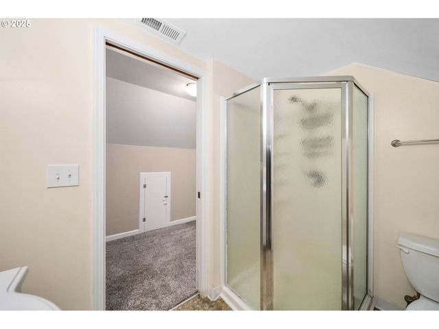 108 Ne WHITNEY St, Camas, WA 98607