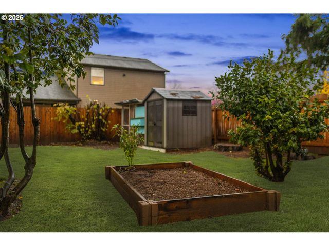 108 Ne WHITNEY St, Camas, WA 98607