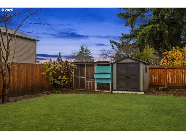 108 Ne WHITNEY St, Camas, WA 98607