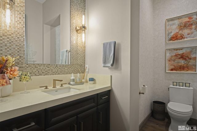 20588 Chanson Way, Reno, NV 89511