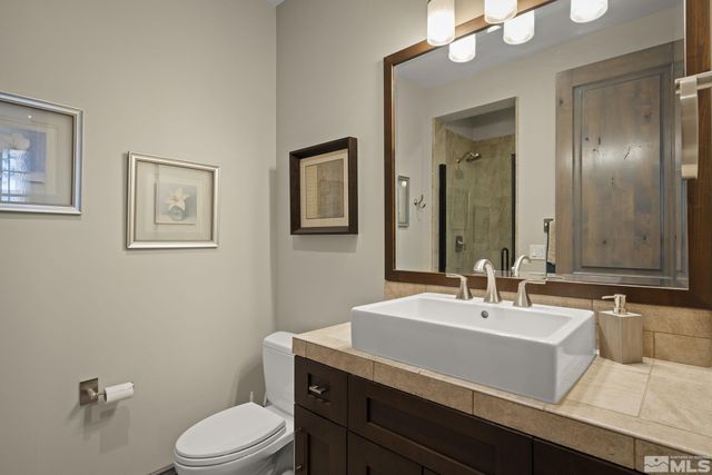 20588 Chanson Way, Reno, NV 89511