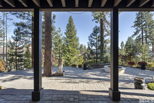 20588 Chanson Way, Reno, NV 89511